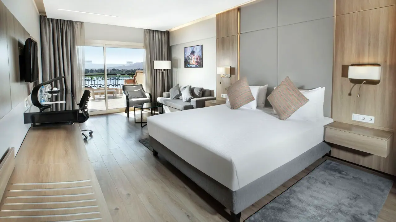 الفندق شتيجنبرجر نايل بالاس - الأقصر